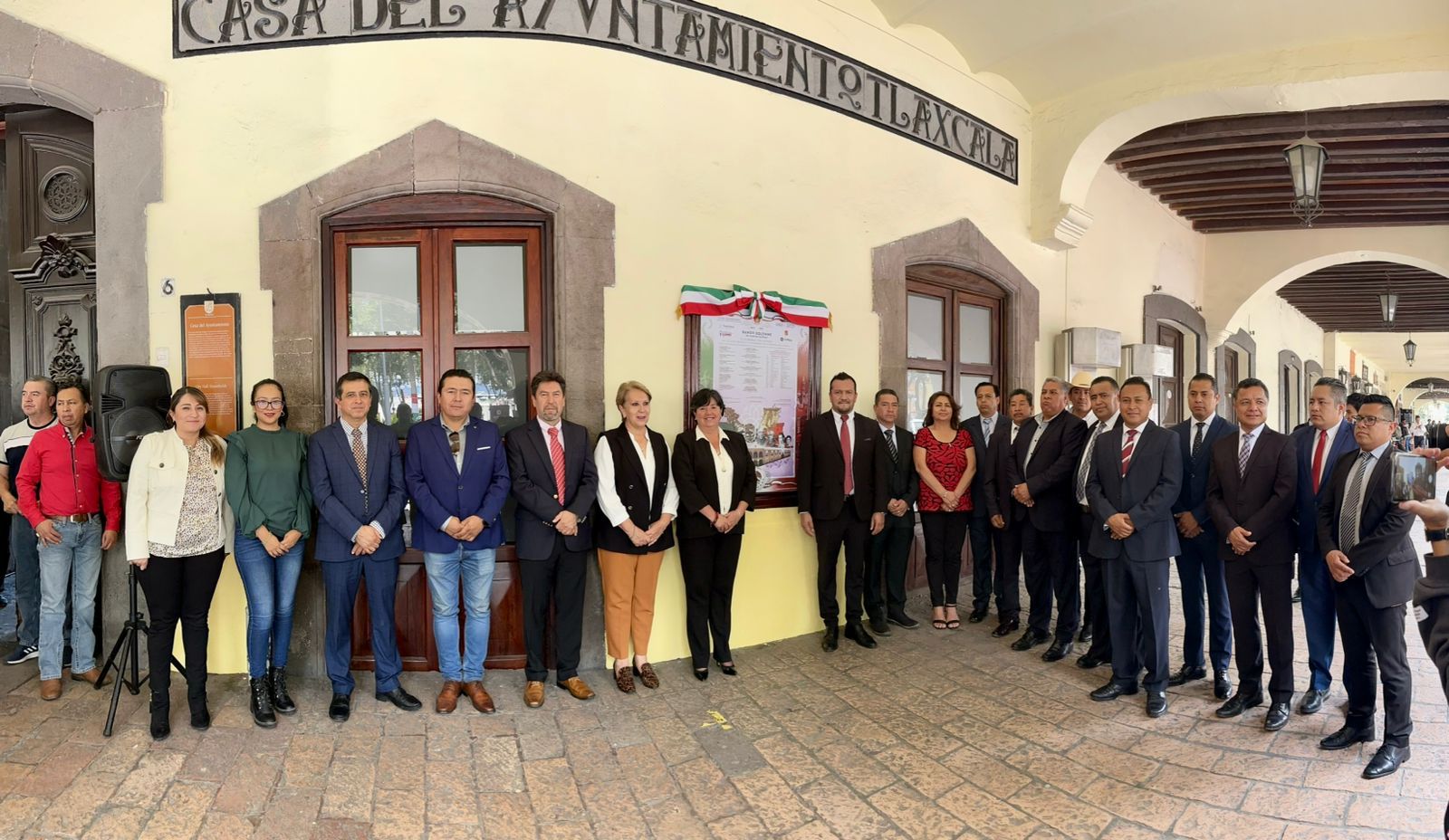 Coloca Ayuntamiento de Tlaxcala Capital el Bando Solemne de Fiestas Patrias